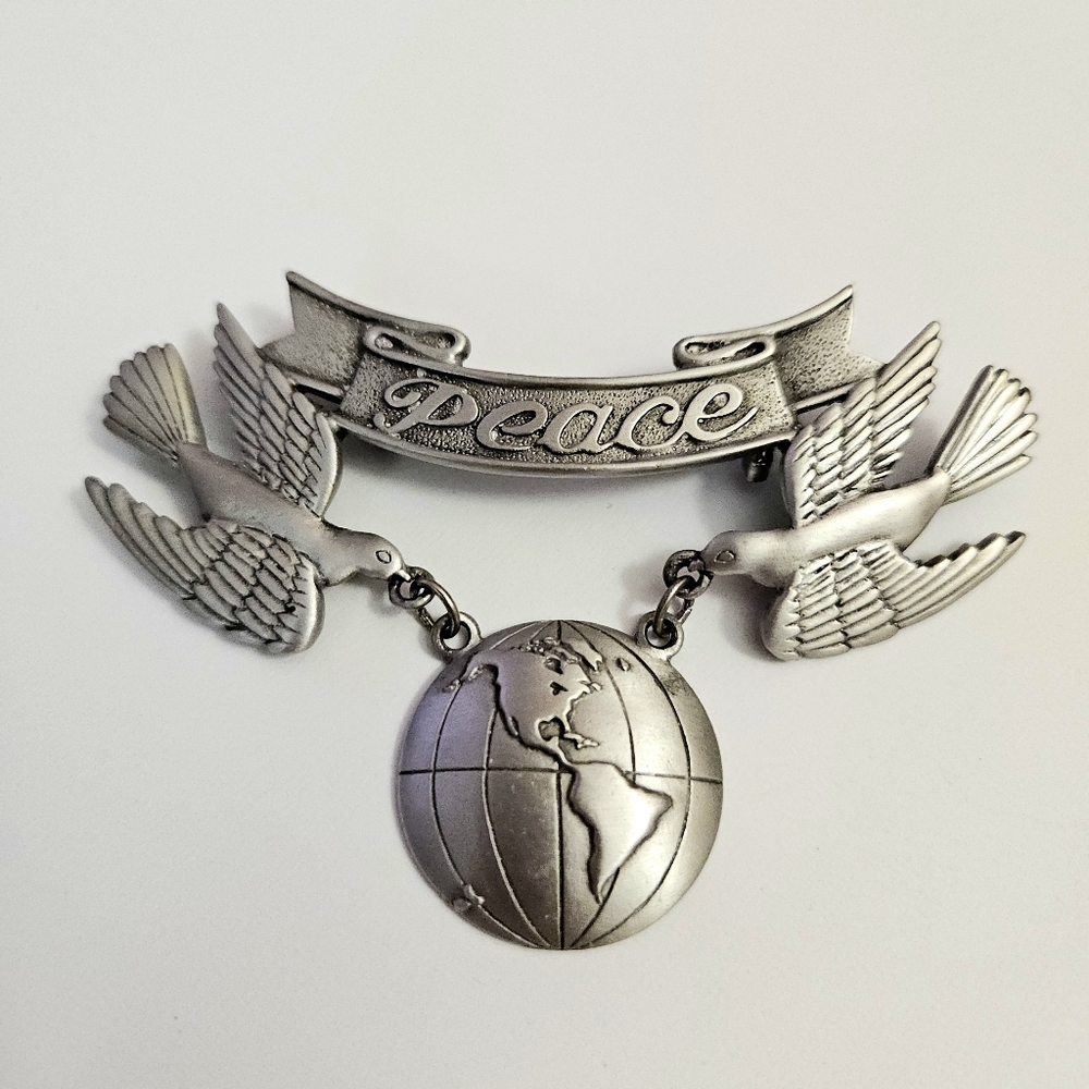 JJ Jonette - Silver Peace Dove Brooch